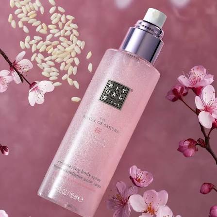 The Ritual of Sakura  Brume scintillante pour le corps