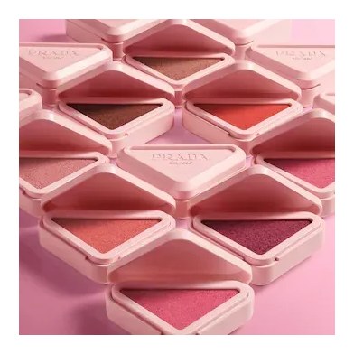 Touch Cream- to- Powder Color